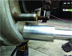 Wheel stud cleaning